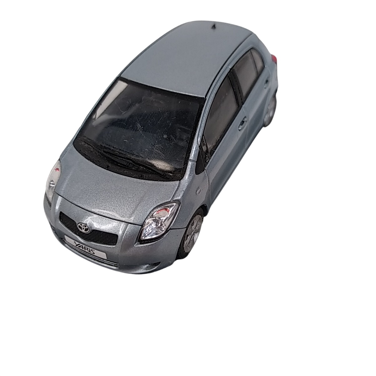Voiture miniature Toyota Yaris - Minichamps État correct -  reconditionné disponible sur Label Emmaüs